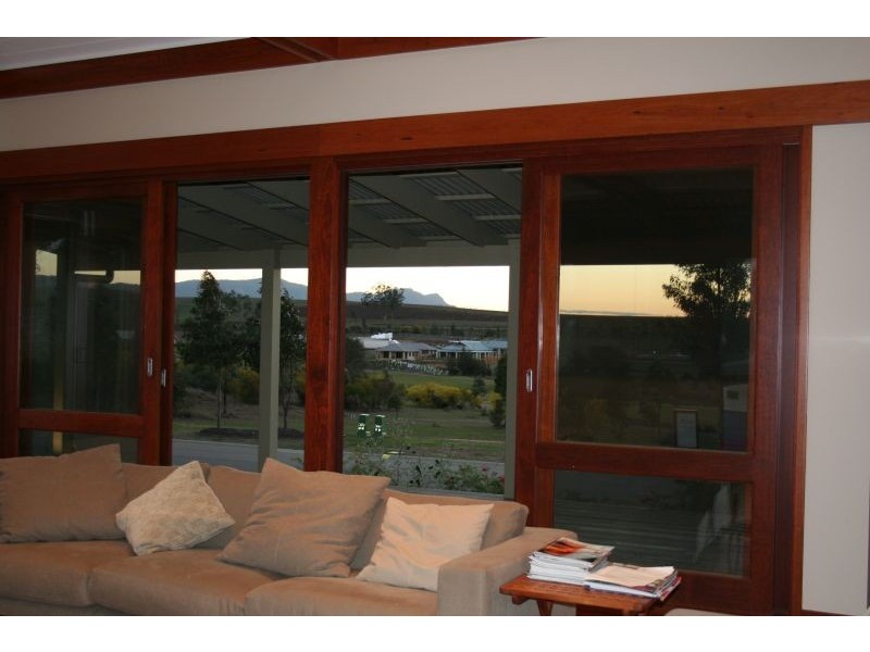 2 Mahogany Private Road, Rothbury NSW 2320