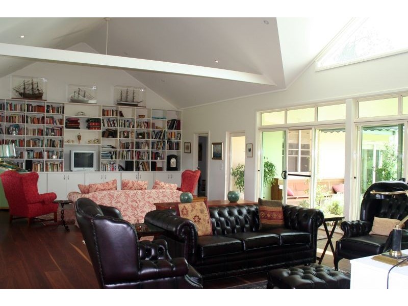 64 Majors Lane, Lovedale NSW 2325