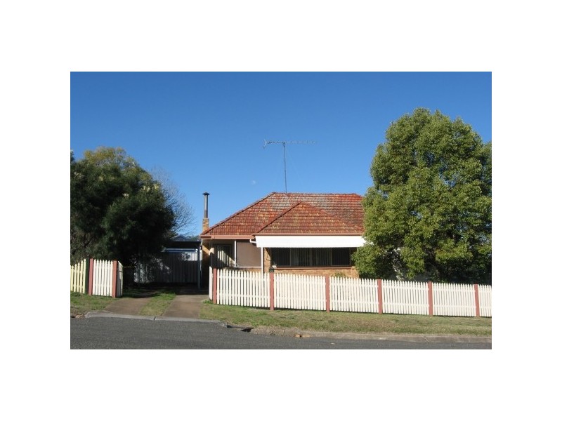 16  High Street, Cessnock NSW 2325