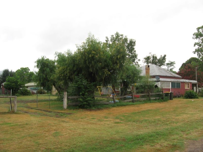 30  Howe Street, Broke NSW 2330