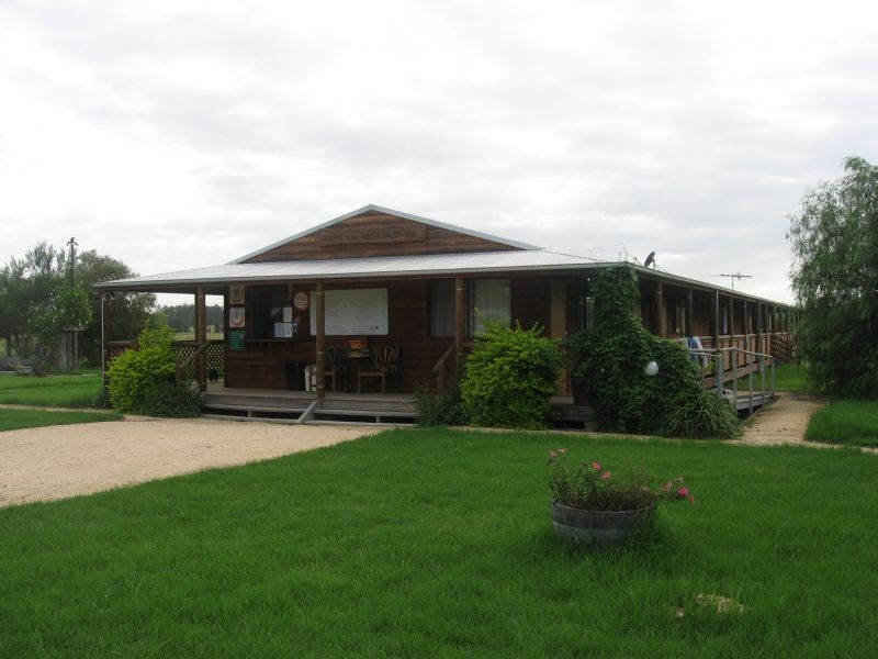 100  Wine Country Drive, Nulkaba NSW 2325