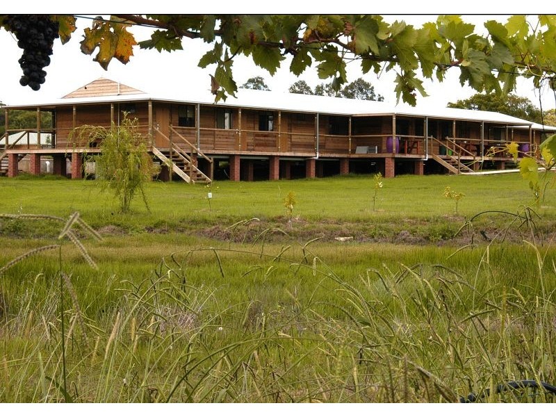 100  Wine Country Drive, Nulkaba NSW 2325