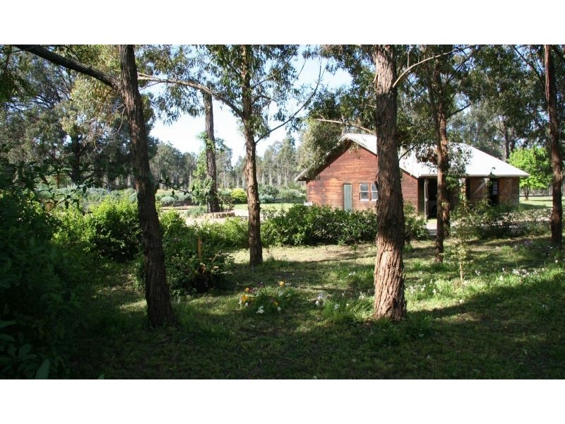 72 Gillards Lane, Pokolbin NSW 2320