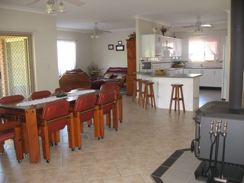 483 Sandy Creek Road, Mount Vincent NSW 2323