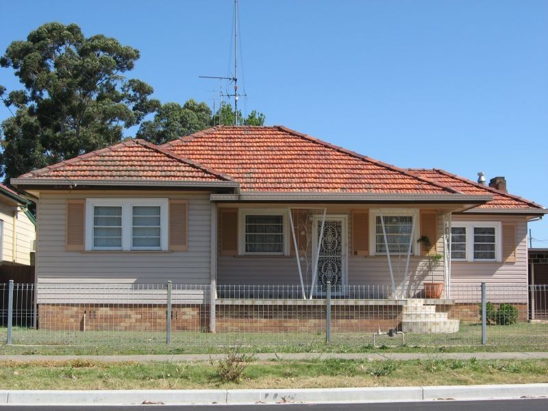 3   Hall Street, Cessnock NSW 2325