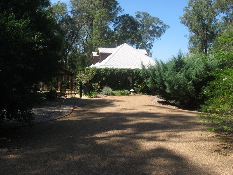 Laguna NSW 2325