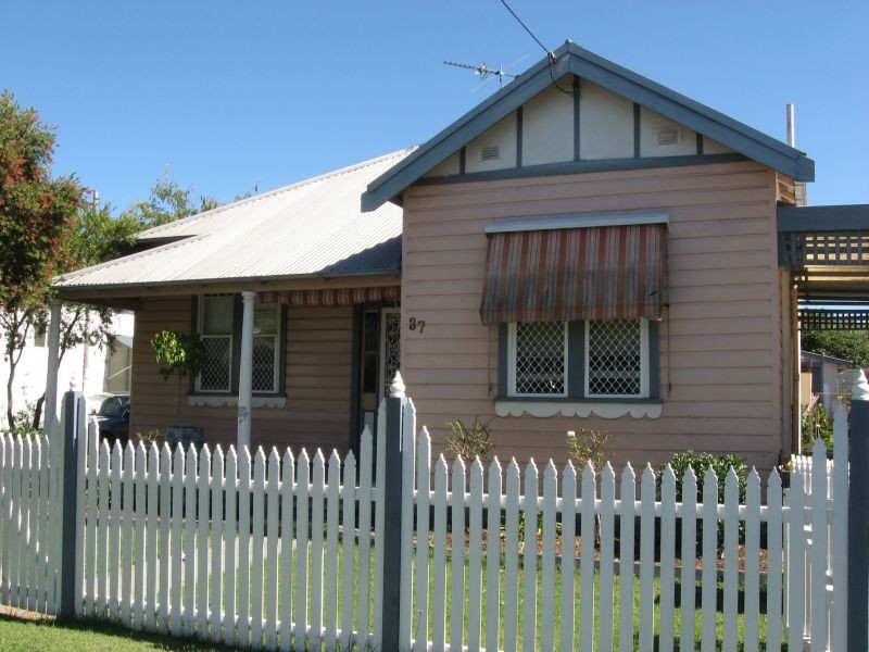 37  Church Street, Cessnock NSW 2325