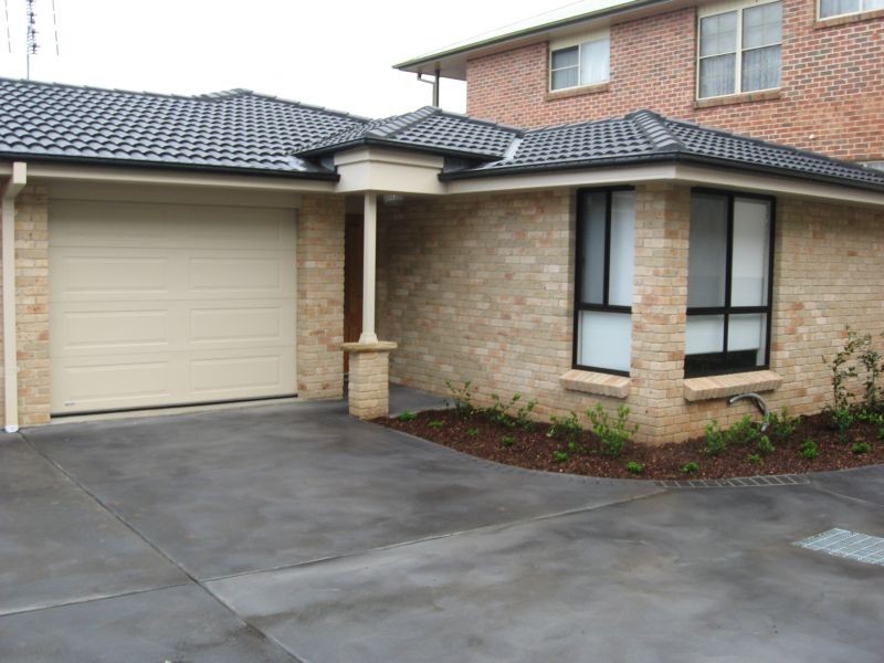 2/9  King Street, Cessnock NSW 2325