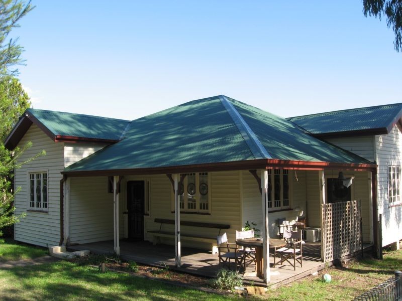 65  Main Road, Paxton NSW 2325