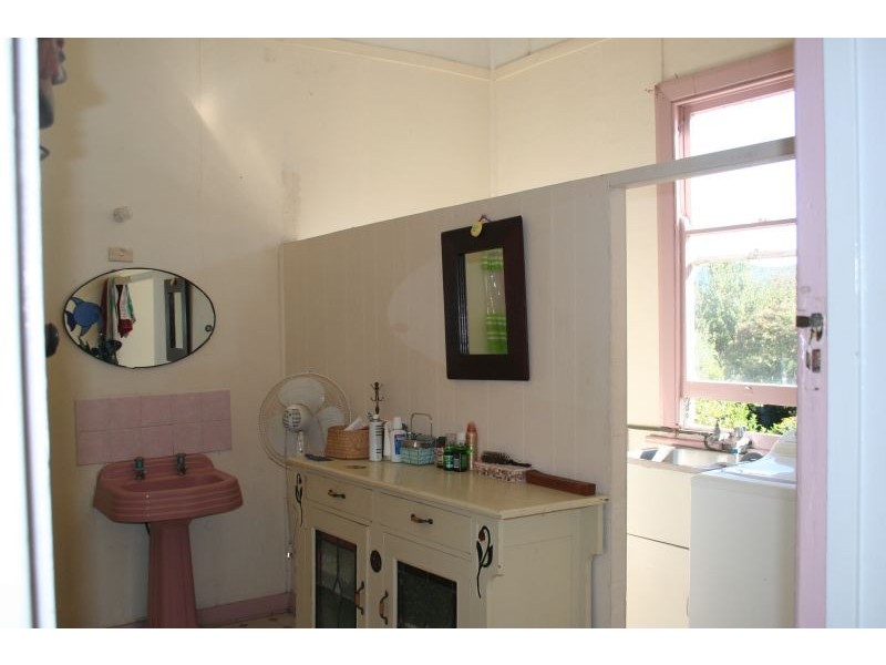 65  Main Road, Paxton NSW 2325