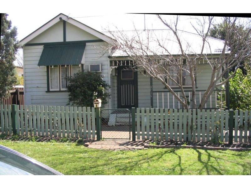 4  Foster Street, Cessnock NSW 2325