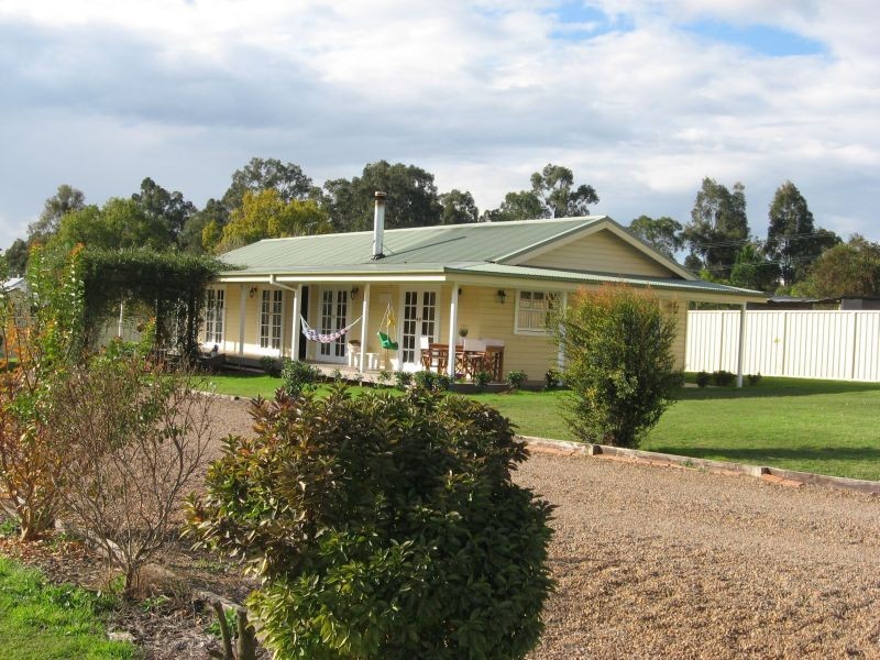 15  Murray Street, Abernethy NSW 2325