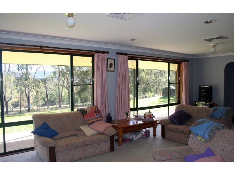 13 Mount Baker Road, Mount View NSW 2325