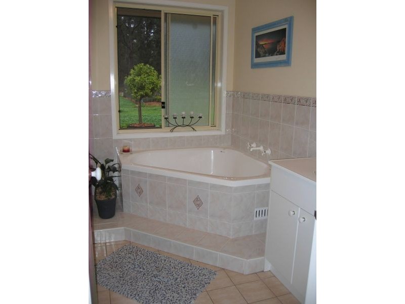 North Rothbury NSW 2335