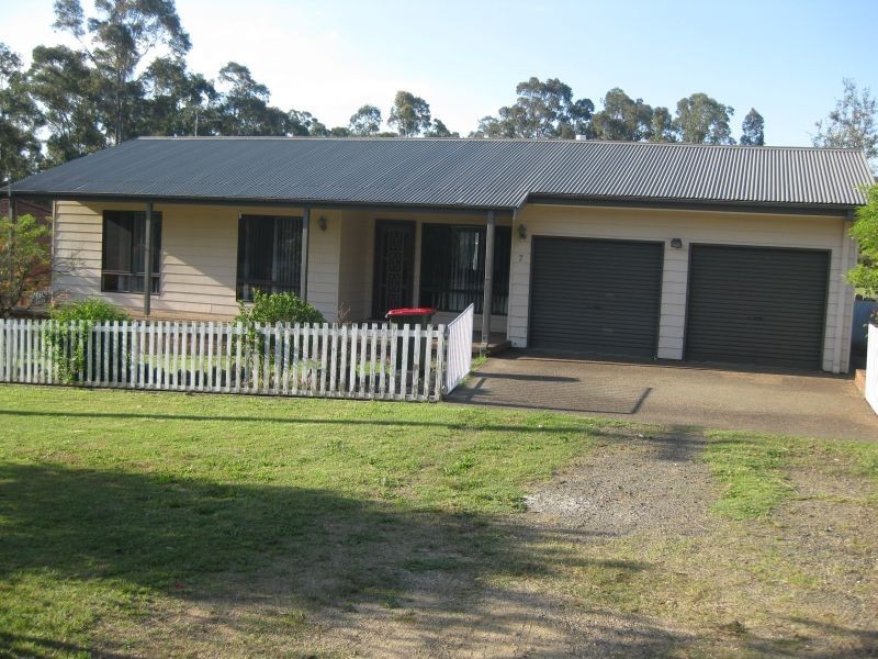 7  Knox Street, Abernethy NSW 2325