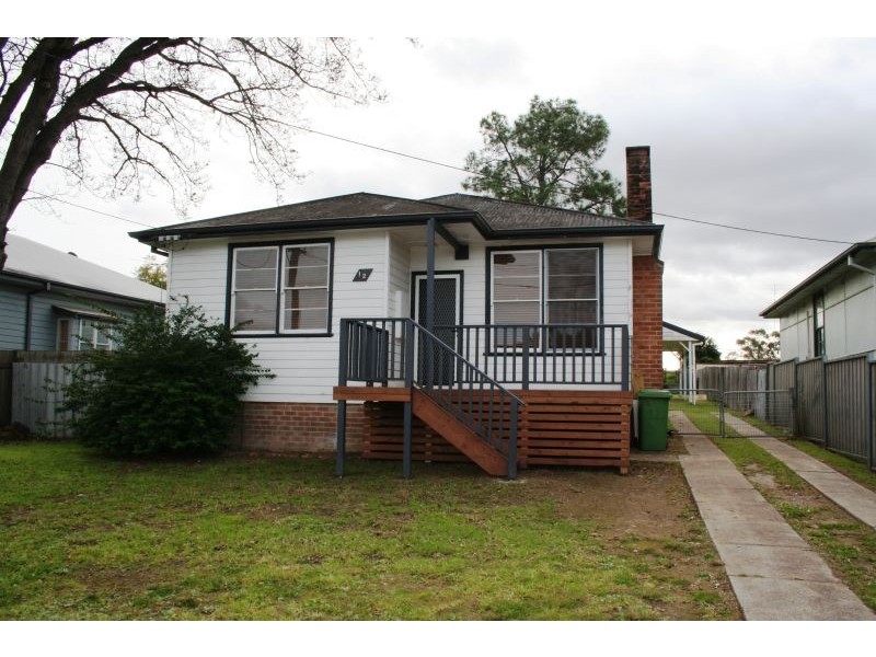 12 Lambert Street, Cessnock NSW 2325
