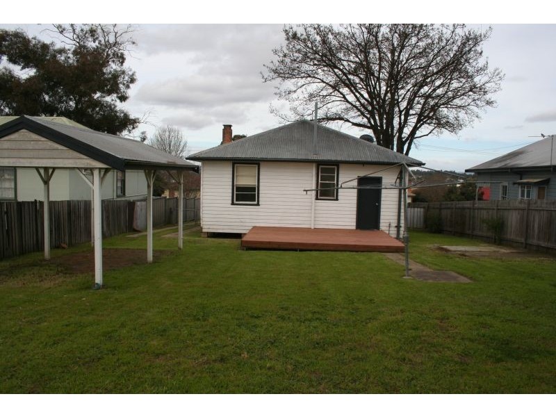 12 Lambert Street, Cessnock NSW 2325