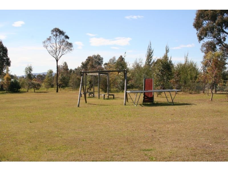 105  Brokenback Road, Branxton NSW 2335