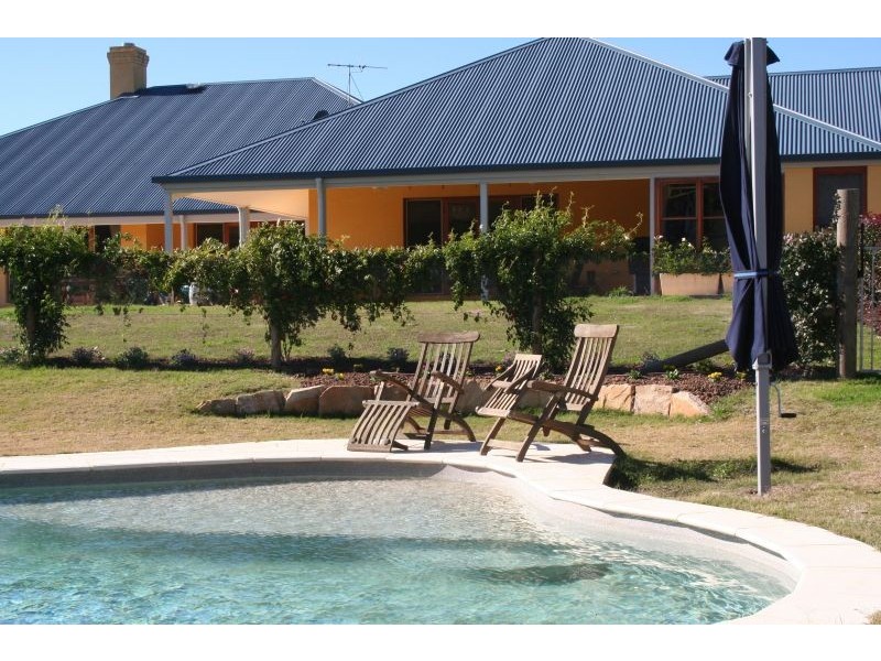 141  Camp Road, Lovedale NSW 2325