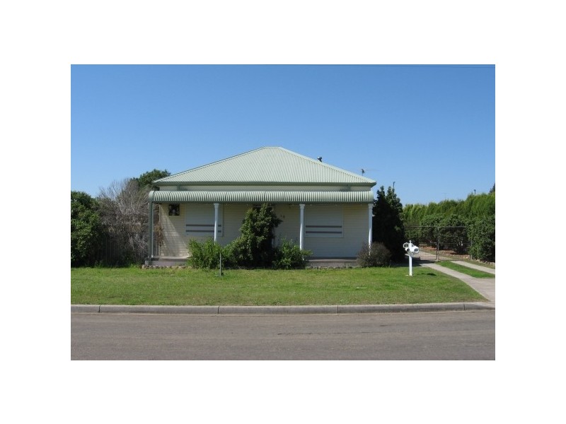 16  Chidgey Street, Cessnock NSW 2325