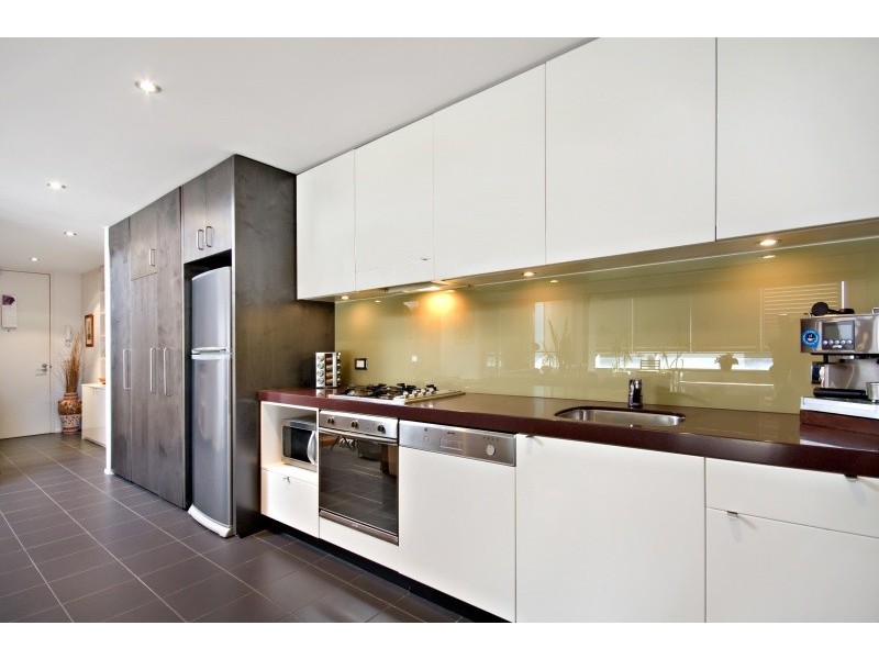 2207/4 Sterling Circuit, Camperdown NSW 2050