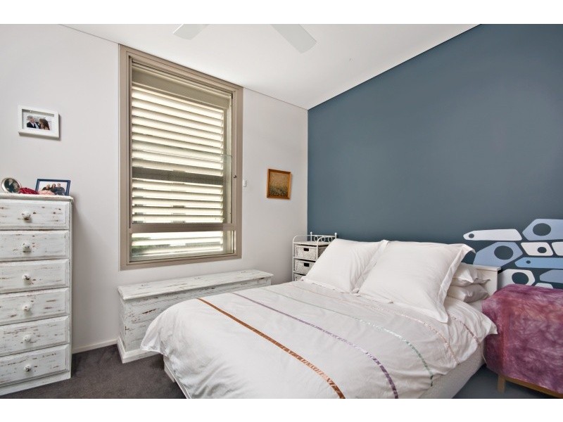 2207/4 Sterling Circuit, Camperdown NSW 2050