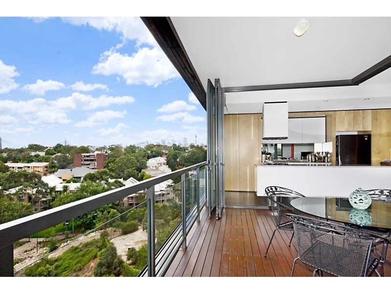 610/7 Sterling Circuit, Camperdown NSW 2050