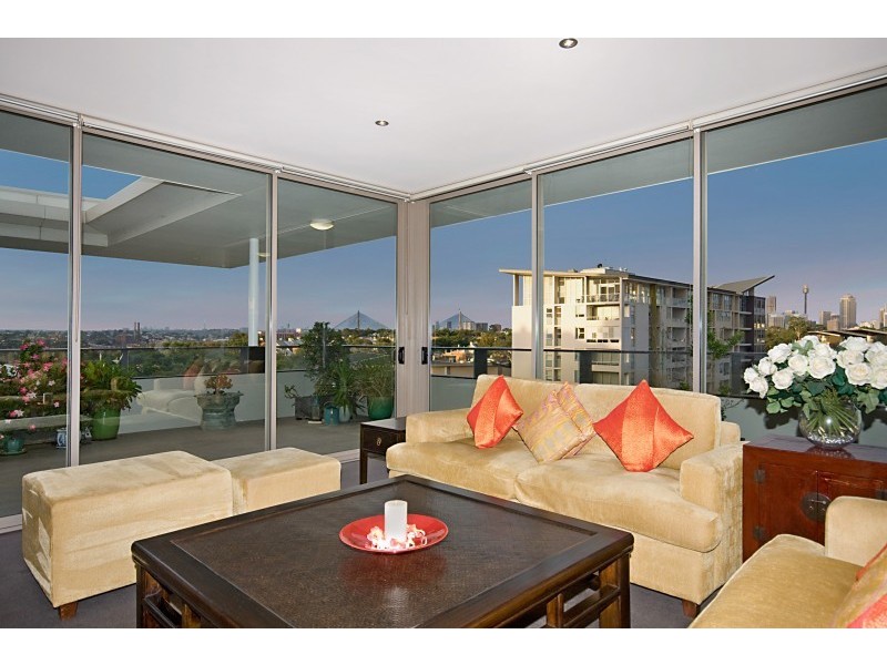 1602/2 Sterling Circuit, Camperdown NSW 2050