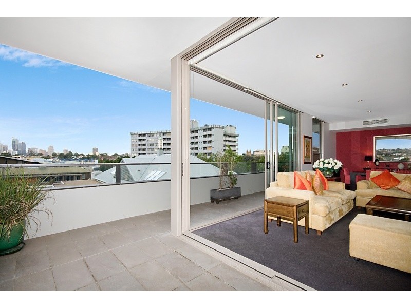 1602/2 Sterling Circuit, Camperdown NSW 2050