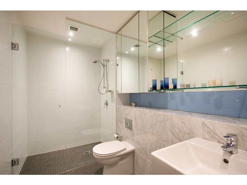 1602/2 Sterling Circuit, Camperdown NSW 2050