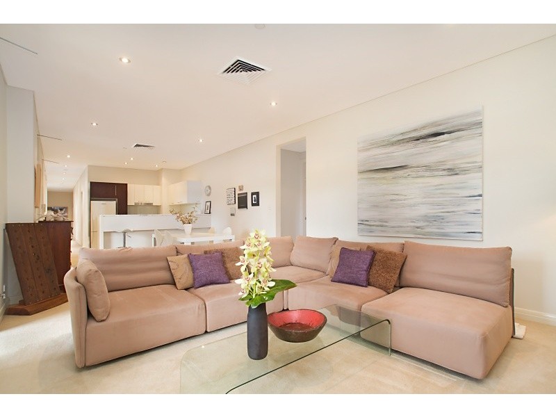 33/20 Pyrmont Bridge Road, Camperdown NSW 2050