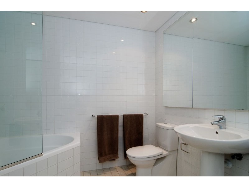 33/20 Pyrmont Bridge Road, Camperdown NSW 2050