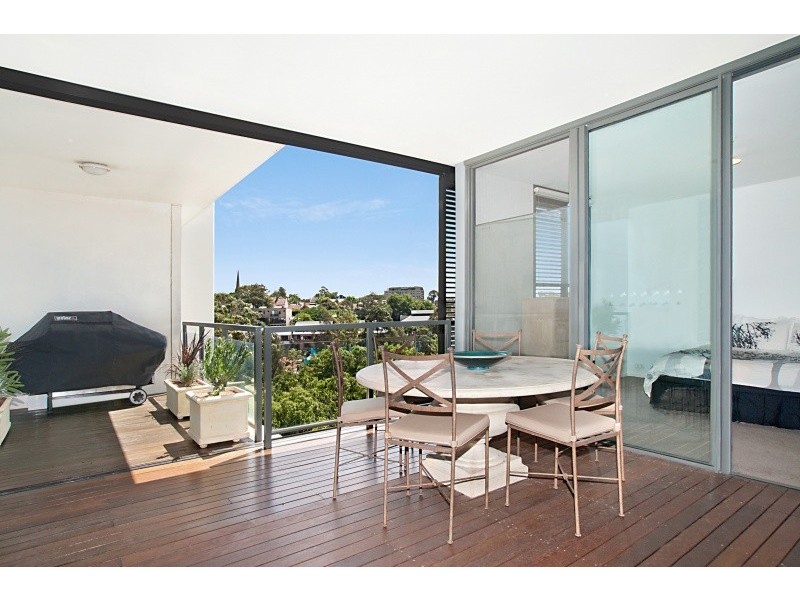 514/7 Sterling Circuit, Camperdown NSW 2050