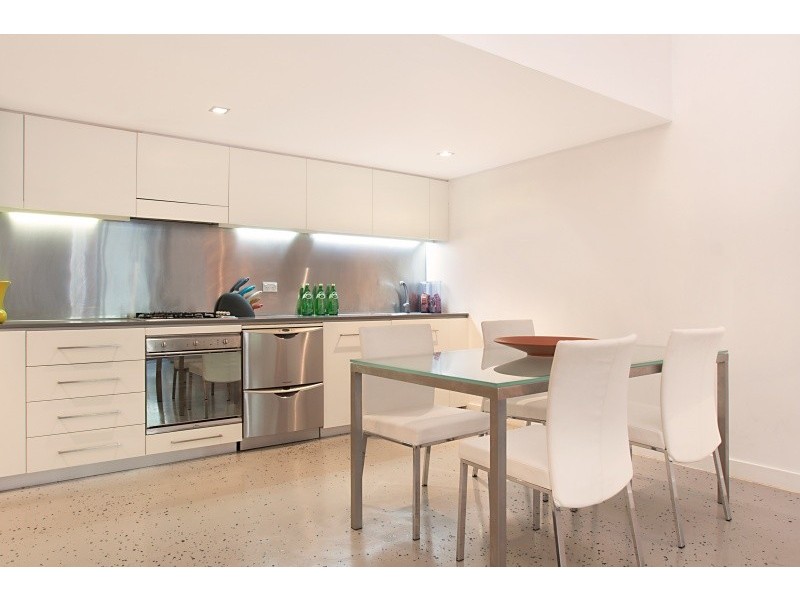 16 Lyons Road, Camperdown NSW 2050