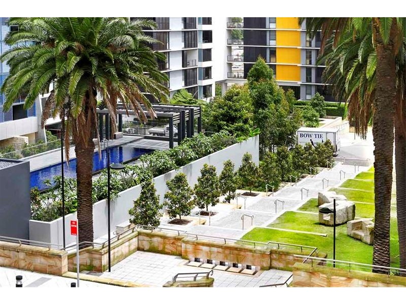 1302/2 Sterling Circuit, Camperdown NSW 2050