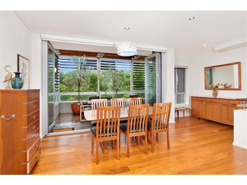 4/9 Sterling Circuit, Camperdown NSW 2050