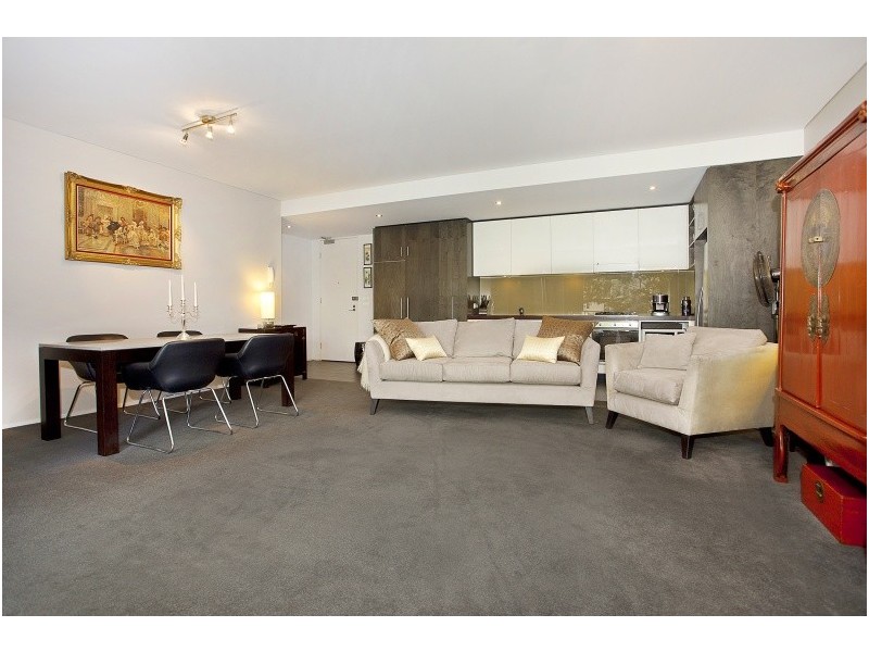 2513/4 Sterling Circuit, Camperdown NSW 2050