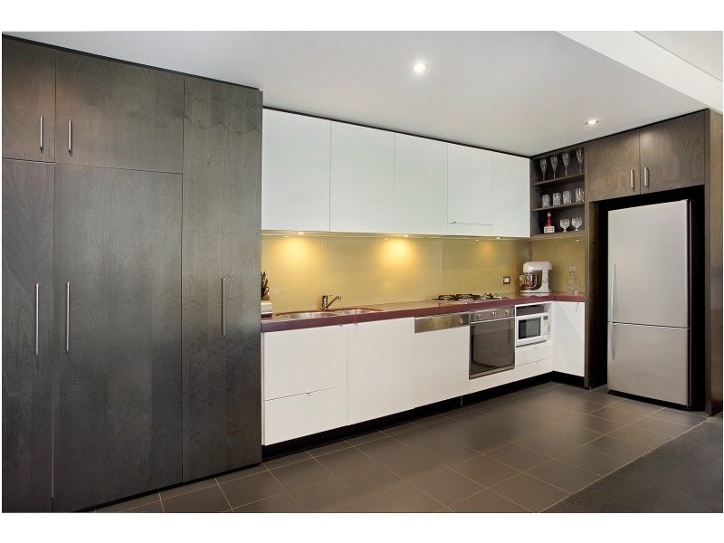 2513/4 Sterling Circuit, Camperdown NSW 2050