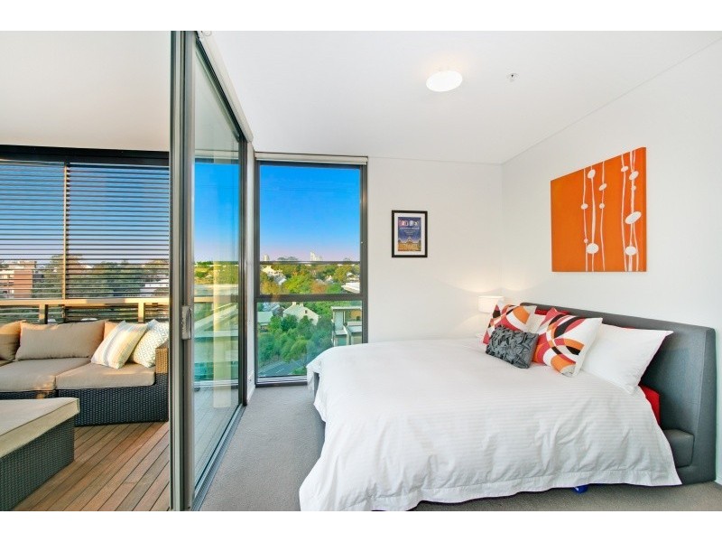 511/7 Sterling Circuit, Camperdown NSW 2050