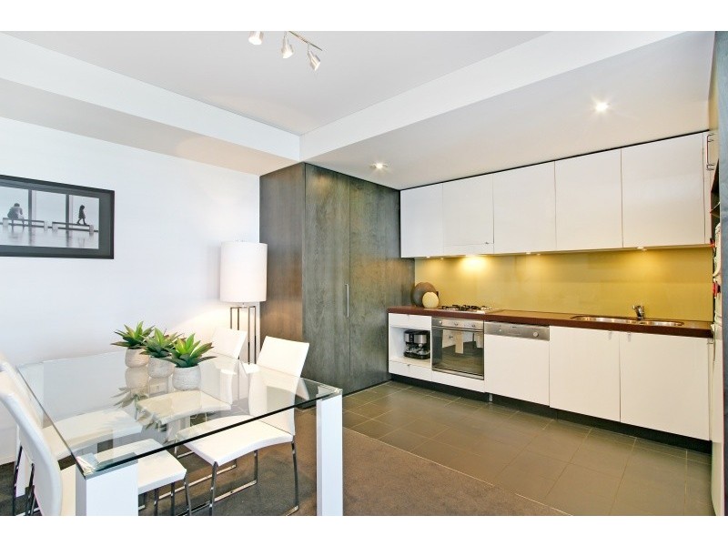 1401/2 Sterling Circuit, Camperdown NSW 2050