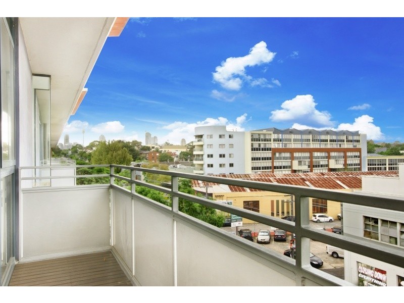 59 10 Pyrmont Bridge Road, Camperdown NSW 2050