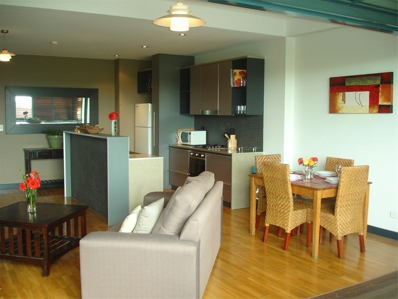 27/10 Pyrmont Bridge Road, Camperdown NSW 2050
