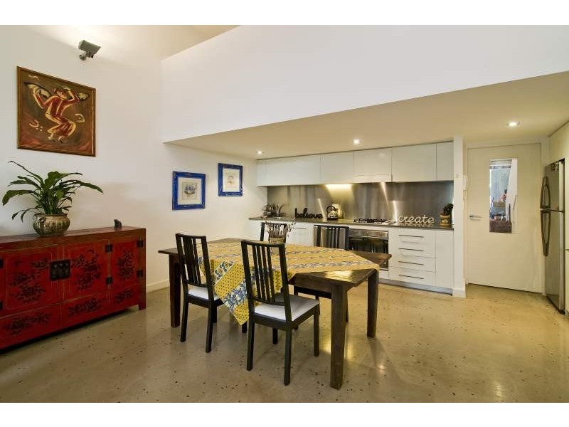 18 Lyons Road, Camperdown NSW 2050