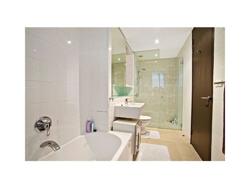707 7 Sterling Circuit, Camperdown NSW 2050