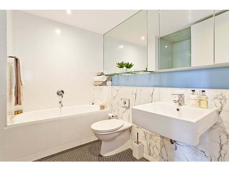 2601/4 Sterling Circuit, Camperdown NSW 2050