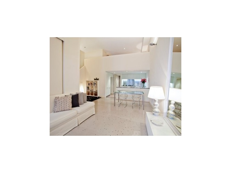 12 Lyons Road, Camperdown NSW 2050