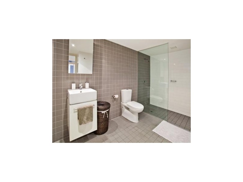 12 Lyons Road, Camperdown NSW 2050