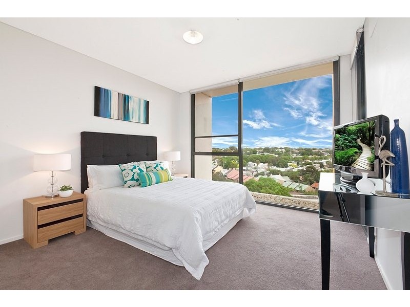 802/7 Sterling Circuit, Camperdown NSW 2050
