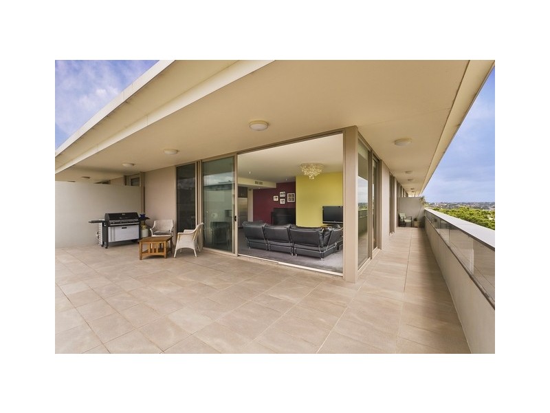 1603/2  Sterling Circuit, Camperdown NSW 2050