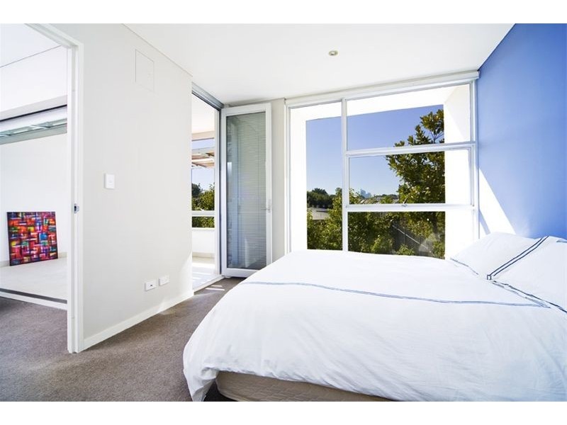 15/4  Alexandra Drive, Camperdown NSW 2050